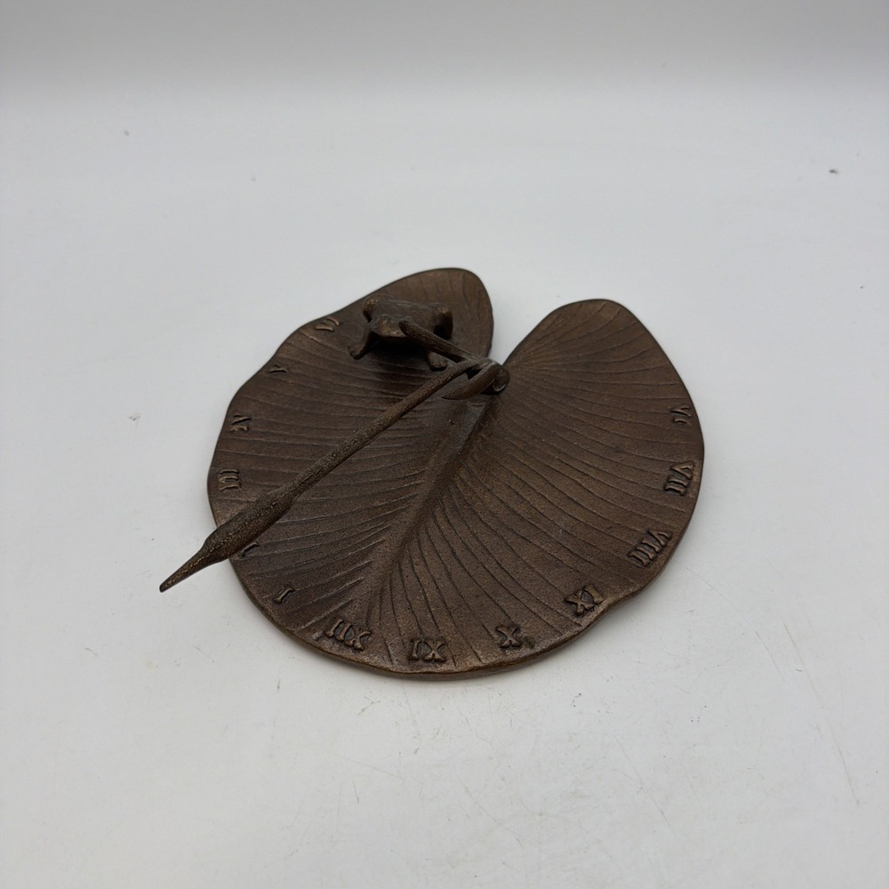 Vintage Bronze GARDEN SUNDIAL - FROG on a LILY PAD Made by White Swan 1986